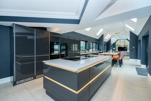 Photo 7- click for photo gallery